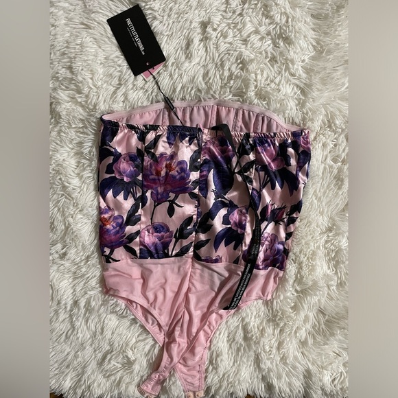 #88 Prettylittlething Purple Floral Print corset - Picture 6 of 6